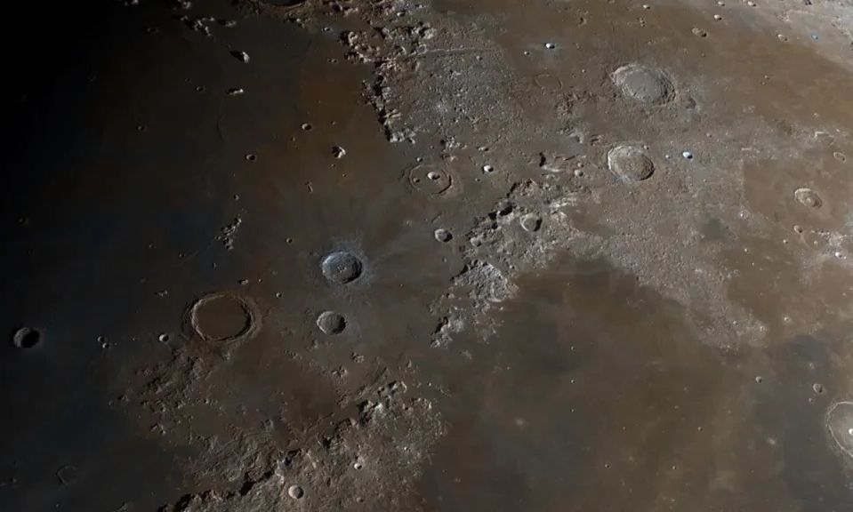 Young Greek Photographer Wins International Astronomy Award
