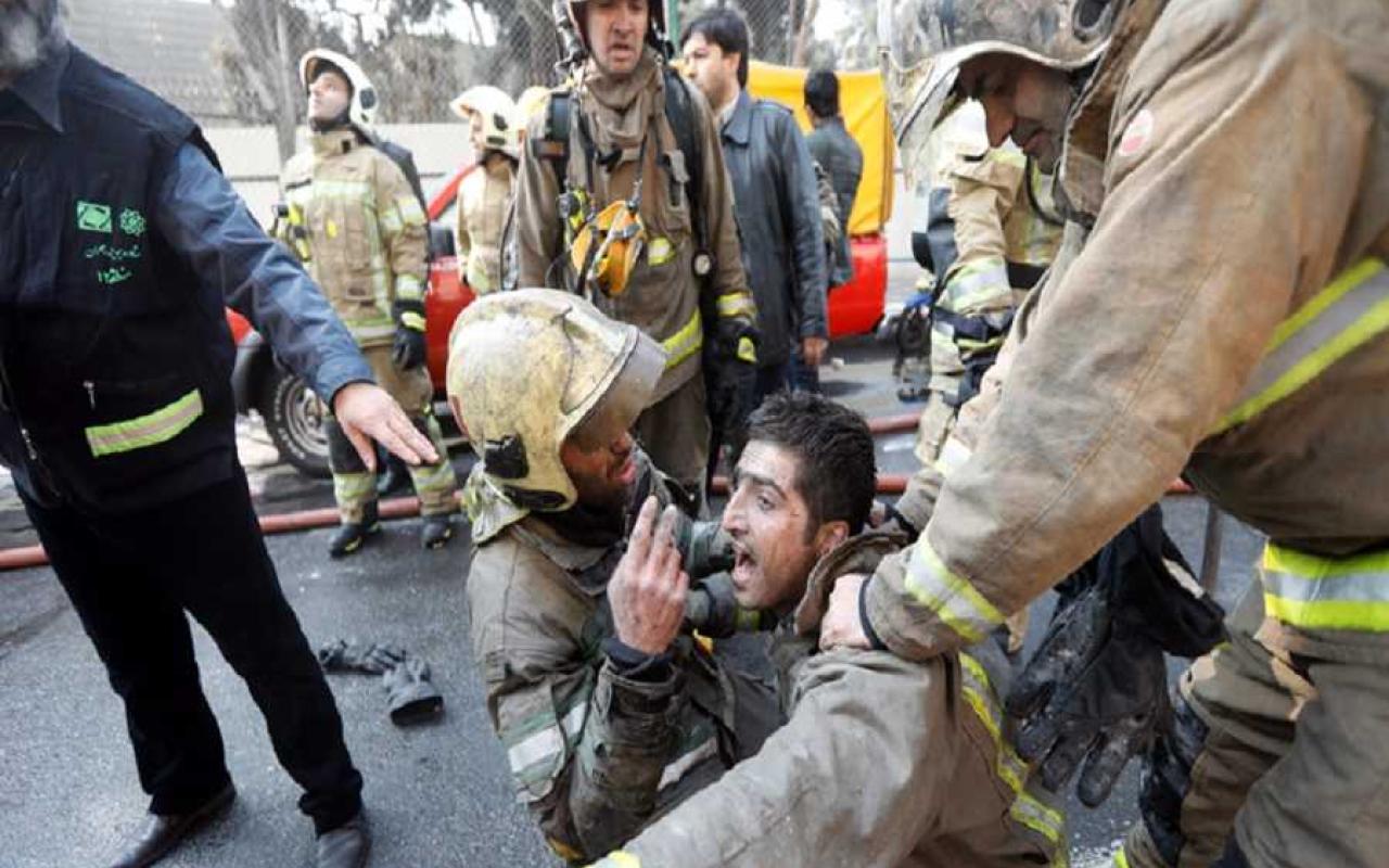 Τεχερανη πυροσβεστες