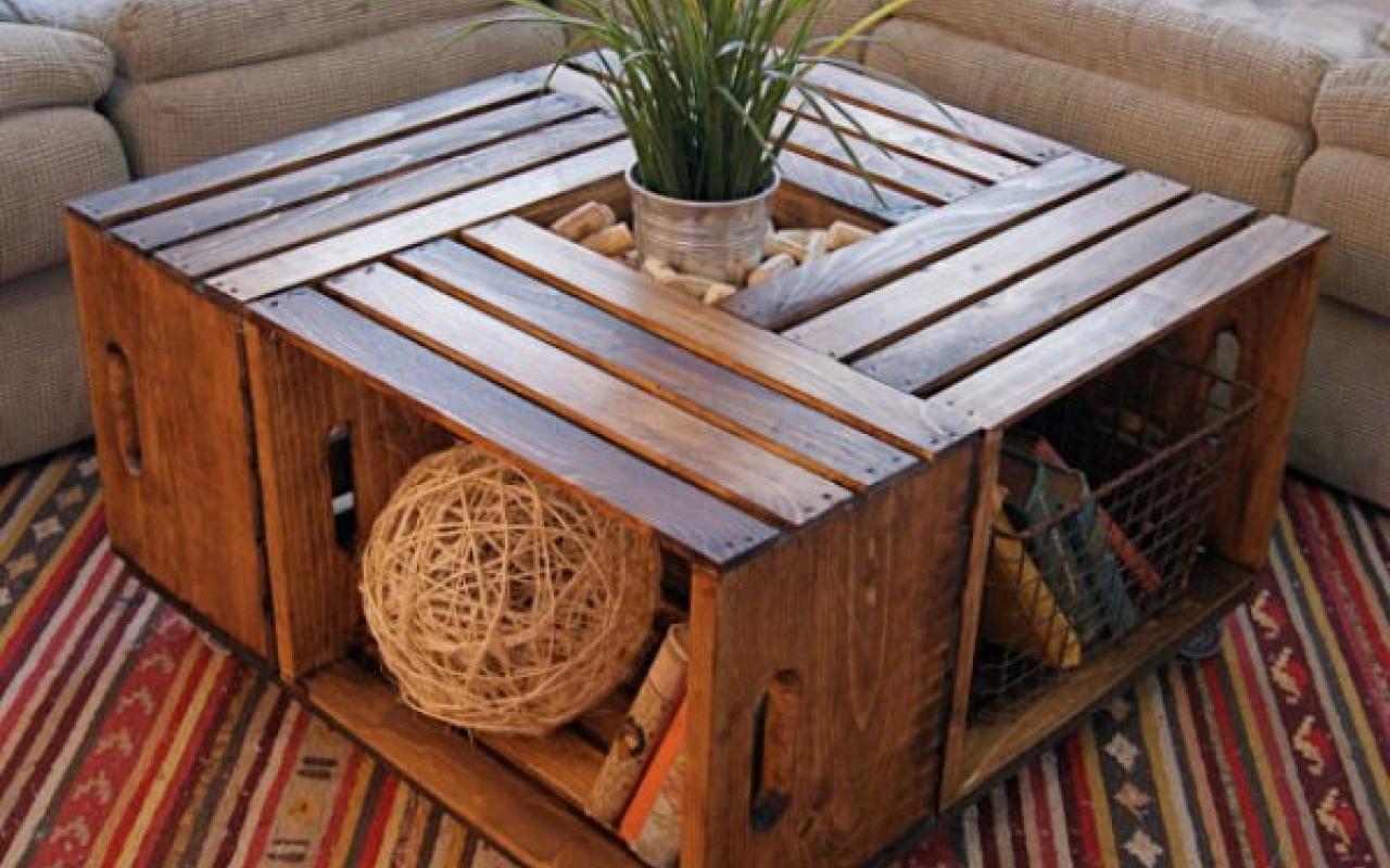 DIY: Κατασκευάστε ένα ξύλινο τραπεζάκι με καφάσια