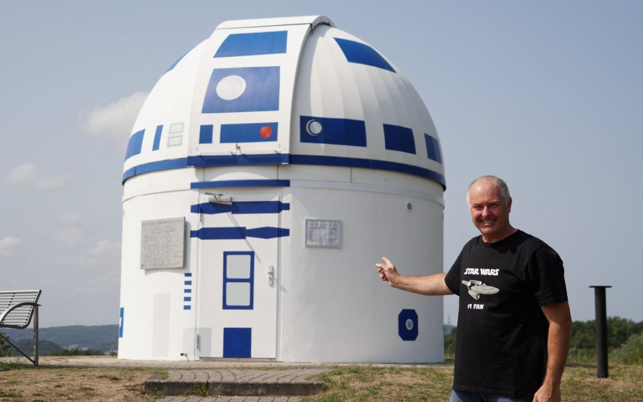 swns_r2d2_observatory_12.jpg