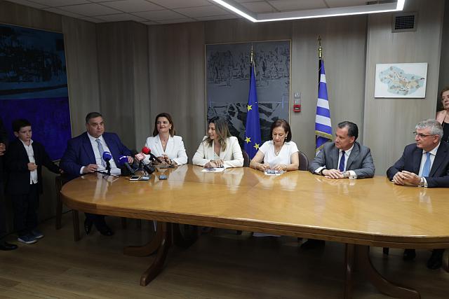 Υπουργείο Εργασίας: Ανέλαβαν καθήκοντα ο Άδωνης Γεωργιάδης, η Σοφία Ζαχαράκη και οι υφυπουργοί