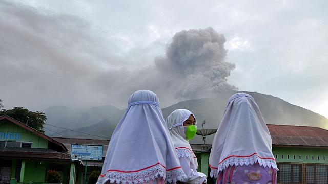 ινδονησία ηφαίστειο