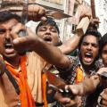 Ινδία: Χιλιάδες άτομα εισέβαλαν σε φυλακή και λίντσαραν κρατούμενο για βιασμό