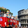 Tο Gay Pride της Ρώμης καλεί τον Ρέντσι να κρατήσει τις υποσχέσεις του