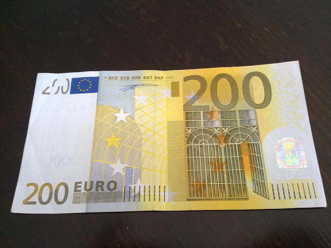 200 ευρω