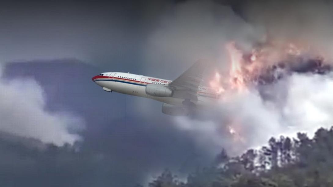 Σοκάρει το βίντεο από την μοιραία συντριβή του αεροσκάφους 