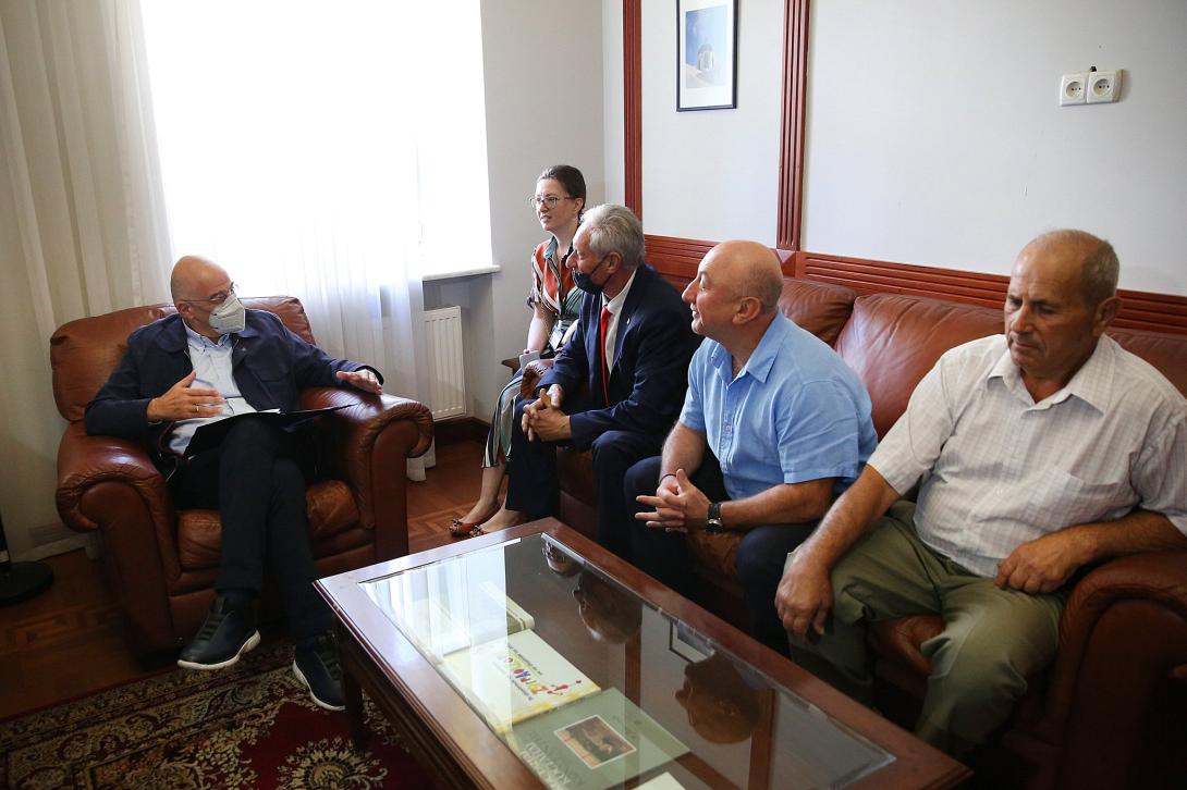 Νίκος Δένδιας: Αιφνιδιαστικά στην Οδησσό ο υπουργός Εξωτερικών