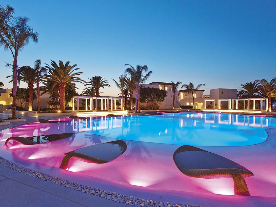 Ανθούν οι επενδύσεις κολοσσών σε ξενοδοχειακές μονάδες στην Κρήτη
