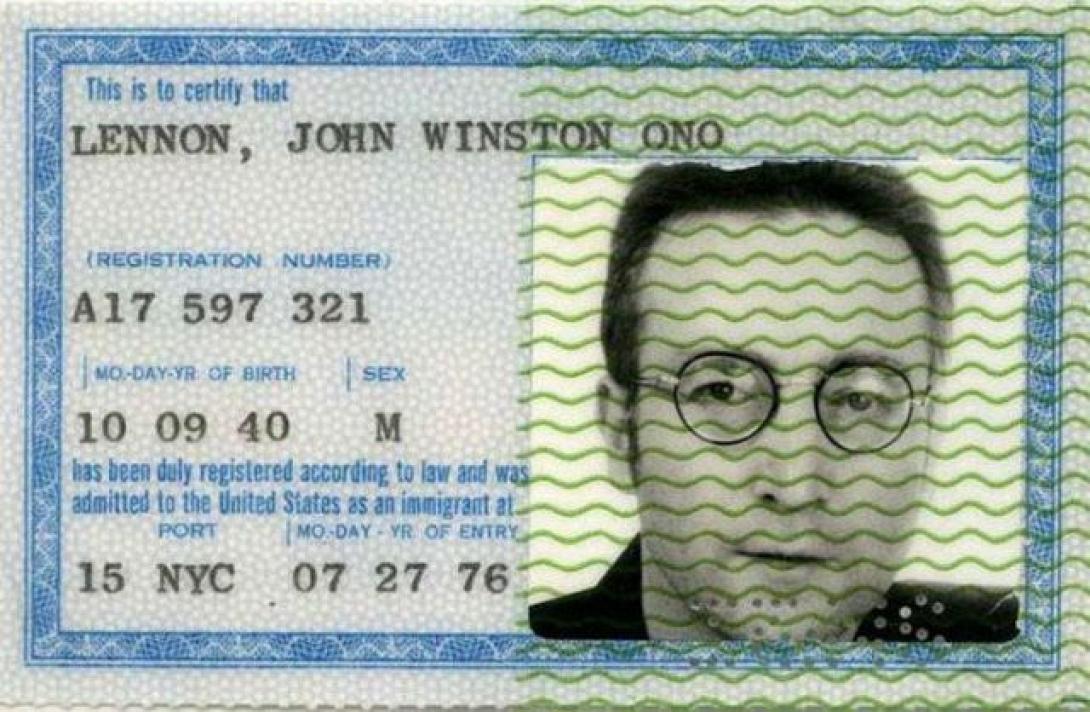 Οι φωτογραφίες των διαβατηρίων γνωστών ανθρώπων της Ιστορίας.
