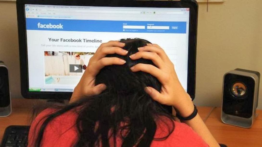 Κατέρρευσε το Facebook για δύο ώρες το πρωί της Κυριακής