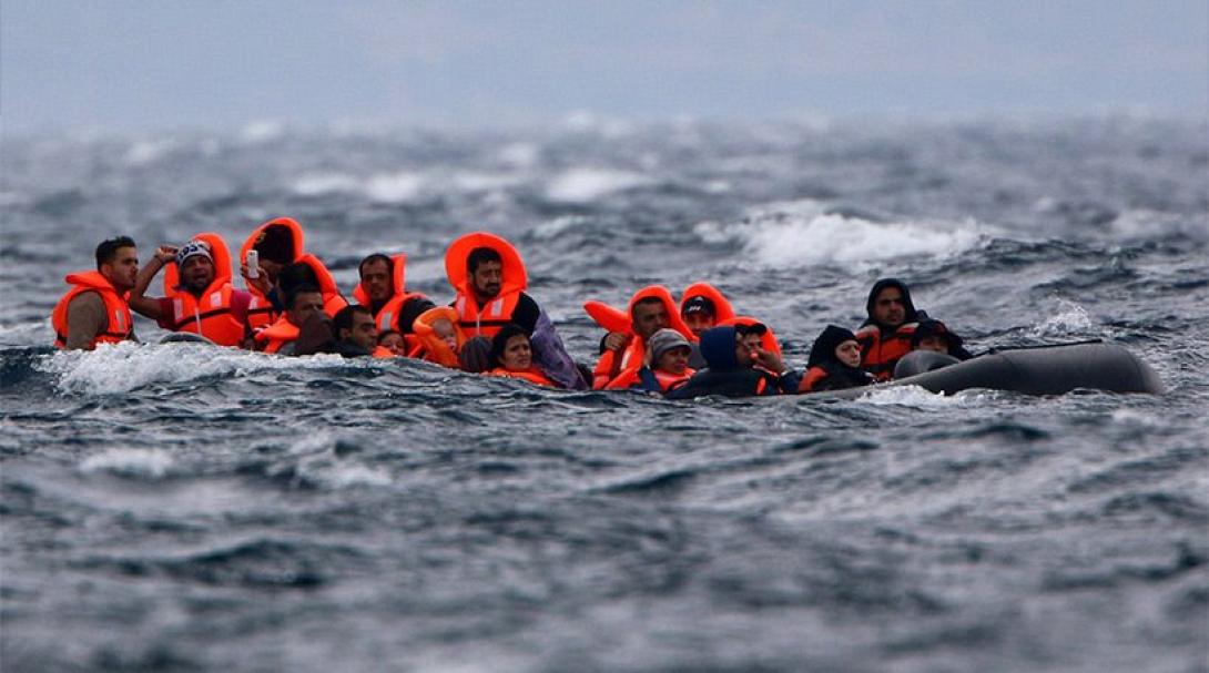 μετανάστες βάρκα