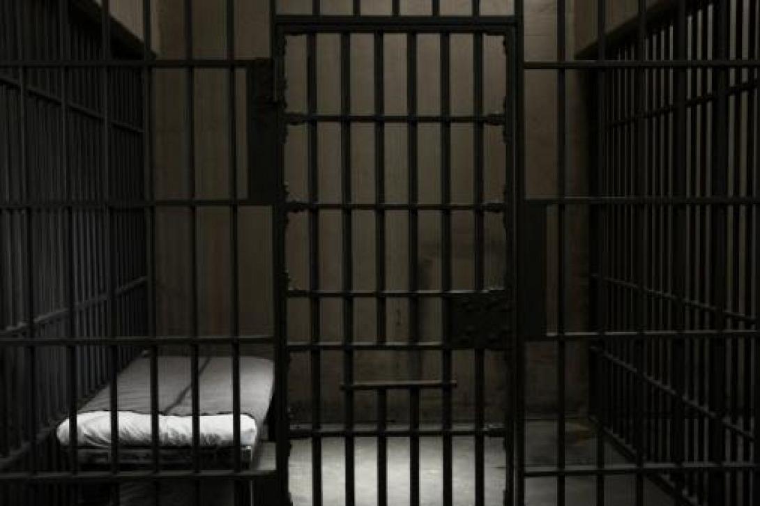 Κρεμασμένος στο κελί του 24χρονος στη Καρδίτσα