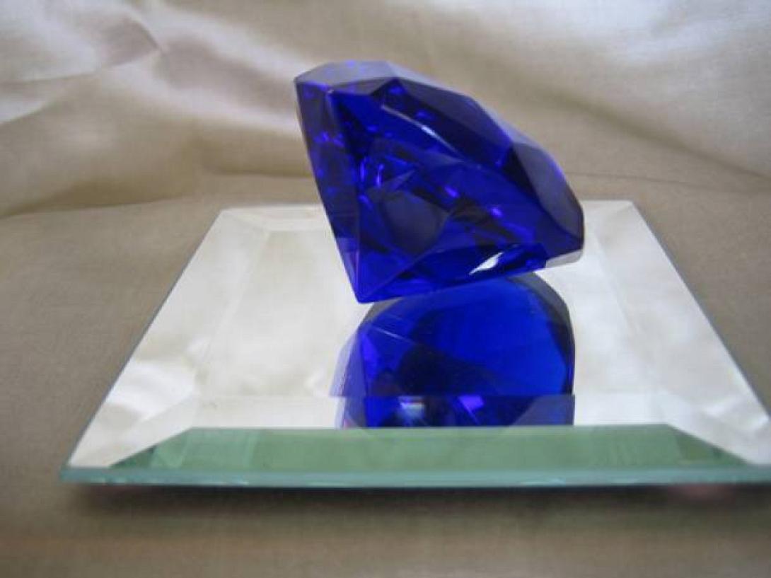 Αγοράστηκε μπλε διαμάντι αξίας 26 εκατ. €