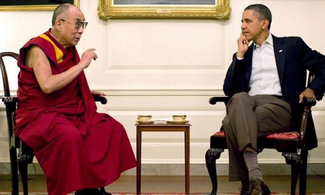 Ο Μπαράκ Ομπάμα υποδέχθηκε τον &quot;φίλο&quot; του Δαλάι Λάμα
