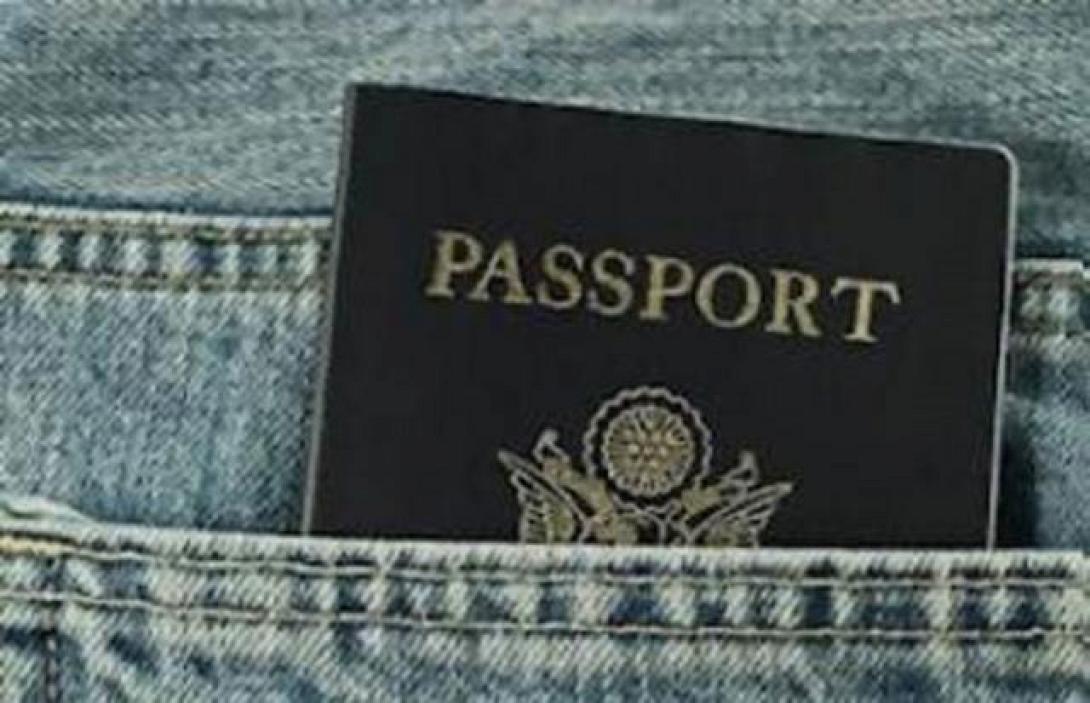 πλαστό διαβατήριο