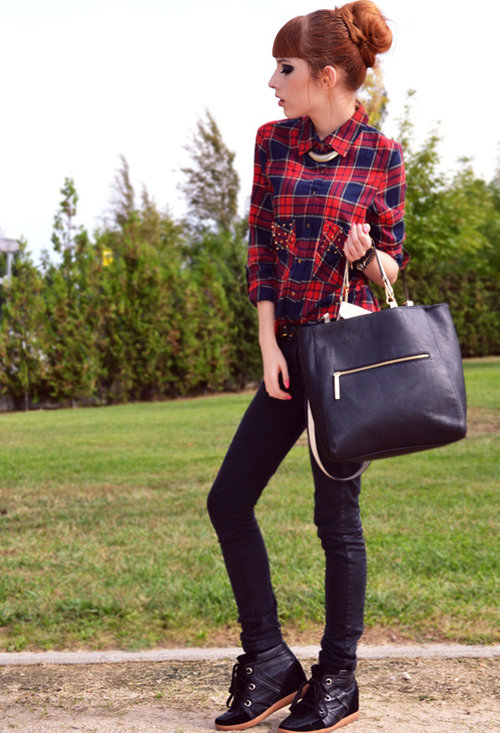 grunge look tartan shirt