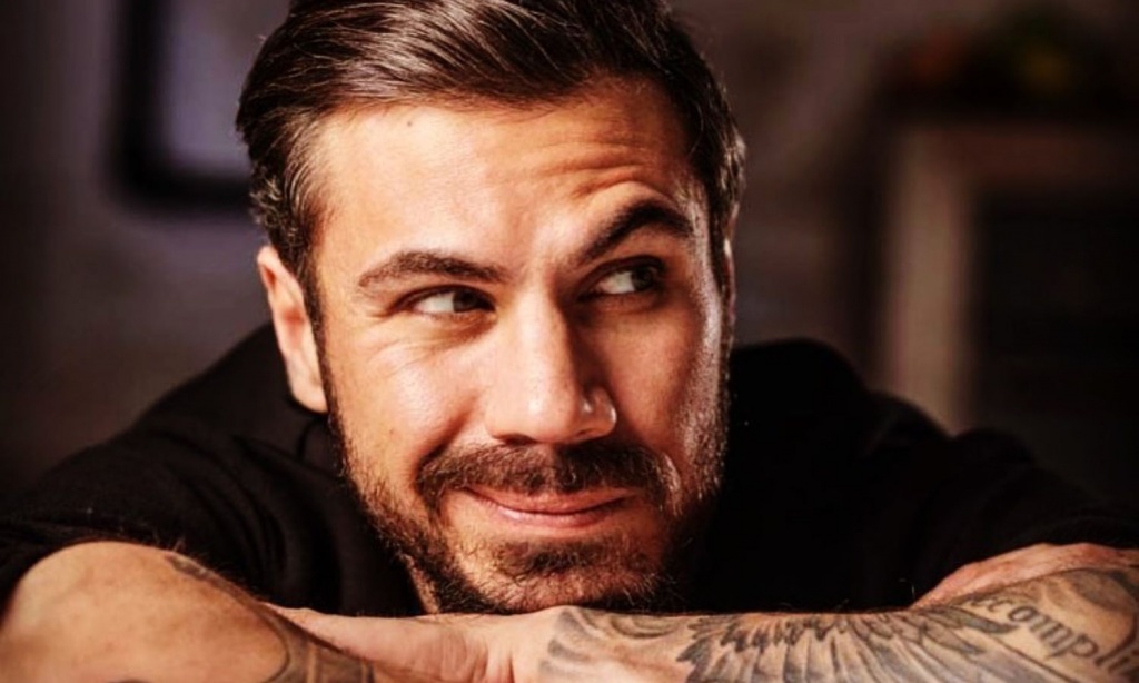 Άκης Πετρετζίκης: Ο λόγος που μπήκε στο MasterChef | ekriti.gr