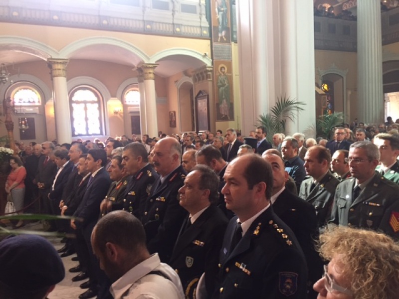 αυγενακης αγιος μηνας