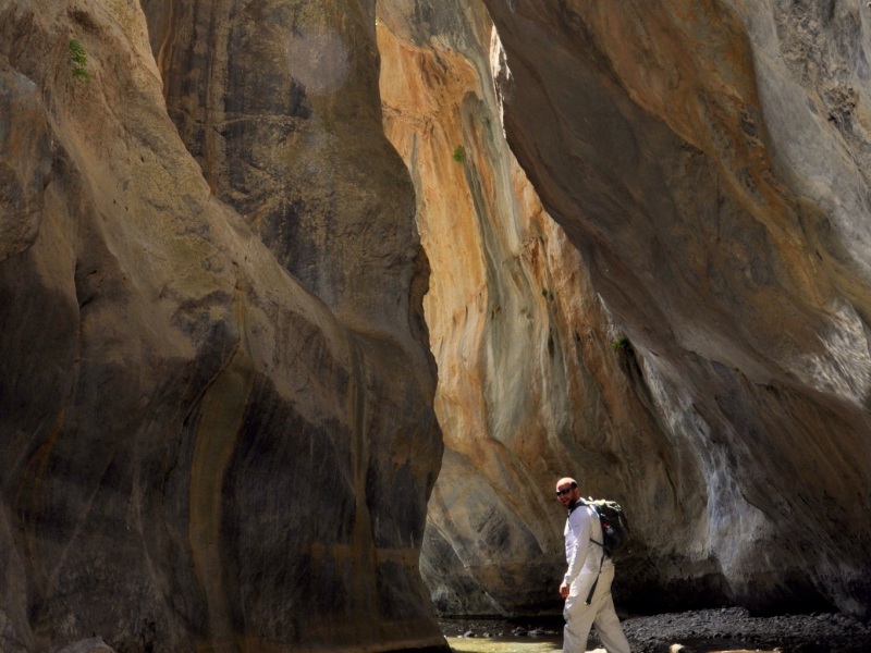 Φαραγγι Σαρακίνας