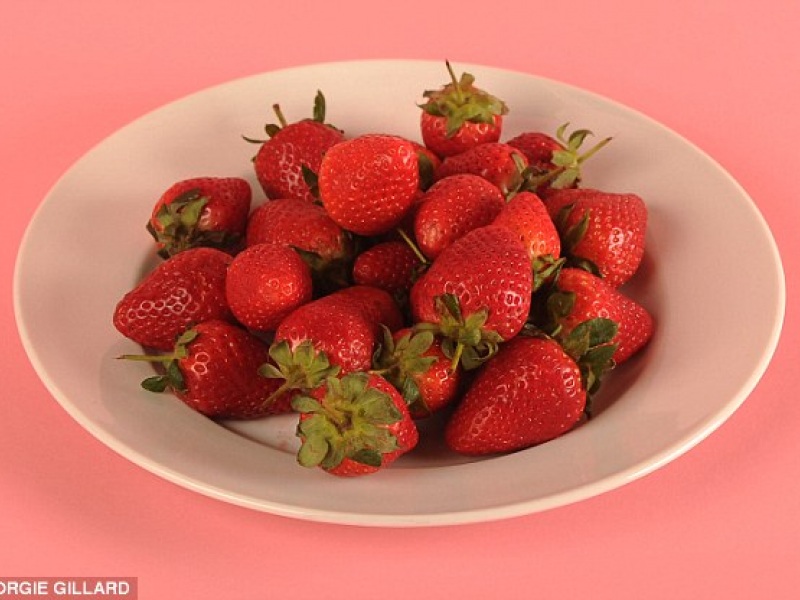 strawberries.jpg strawberries.jpg