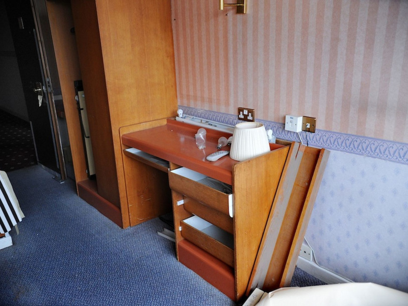 the-swallow-hotel_-_bedroom_2.jpg the-swallow-hotel_-_bedroom_2.jpg