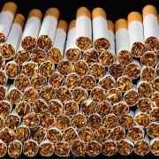 Χάος στην ελληνική αγορά με τα παράνομα τσιγάρα 