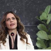 έφη αχτσιόγλου