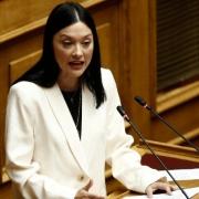 Νάντια Γιαννακοπούλου 