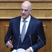 Δένδιας