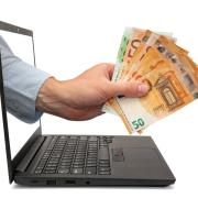 φοροδιαφυγή (φωτογραφία από create.vista.com)