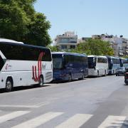 τουριστικά λεωφορεία άγαλμα βενιζέλου
