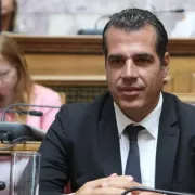 Θάνος Πλεύρης 