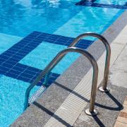 πισίνα - ξενοδοχείο 