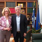 ΠΡΕΣΒΗΣ ΑΥΣΤΡΙΑΣ ΣΤΑΥΡΟΣ ΑΡΝΑΟΥΤΑΚΗΣ