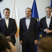 μακρον - χριστοδουλίδης - μητσοτακης