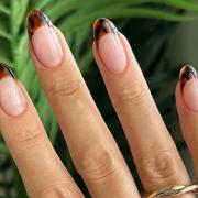 νύχια, χρώμα