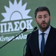 νικος ανδρουλακης 