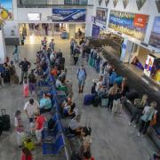 αεροδρομιο ηρακλειου επιβατες 