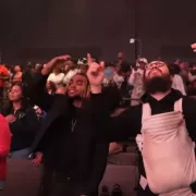 εκκλησία, ουρά