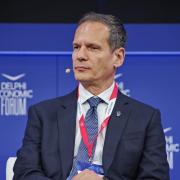 μανουσακης