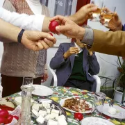 πασχαλινο τραπεζι