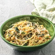 μακαροναδα