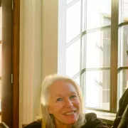 Παράλυτος άνδρας μουσική