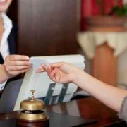 υπαλληλοι ξενοδοχειο