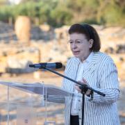 Λίνα Μενδώνη