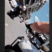 Αστυνομικοί άνοιξαν δρόμο σωτηρίας για γυναίκα με σοβαρό καρδιακό επεισόδιο 