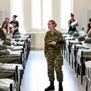 Στρατός γυναίκες