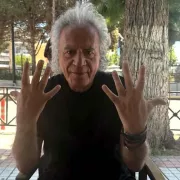 Τσουκαλας