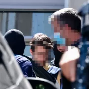 Οι συλληφθέντες κατηγορούμενοι για την εμπρηστική επίθεση 