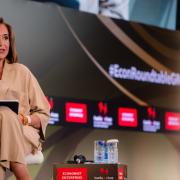 H Ντόρα Μπακογιάννη στο Economist
